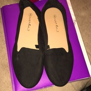 Women’s Slip On Size 8 Black Shoes